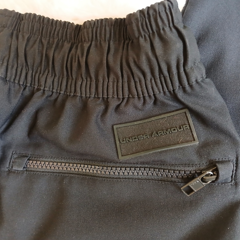 Under Armour Black Jogger Pants - Picture 12 of 16